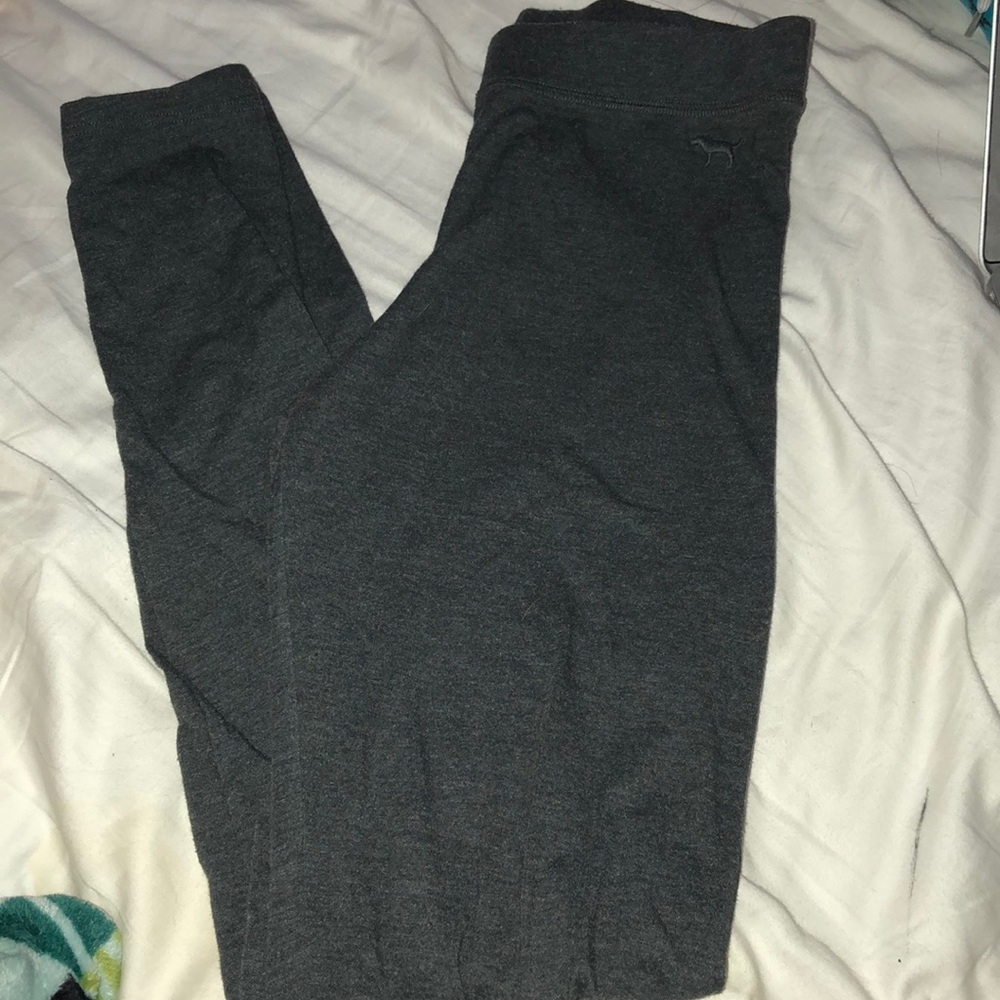 Grey VS PINK leggings